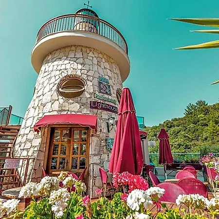 Grand Cettia Hotel 5*