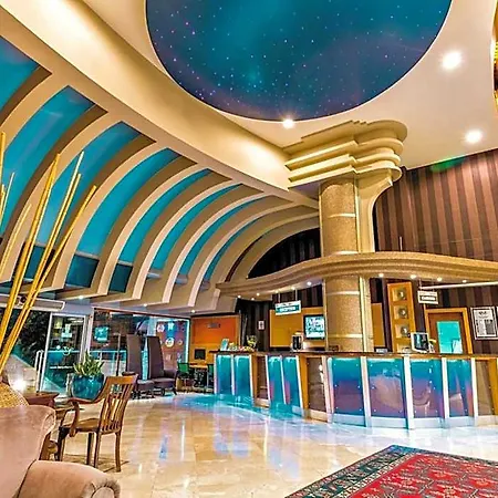 Hotel Grand Cettia 5*